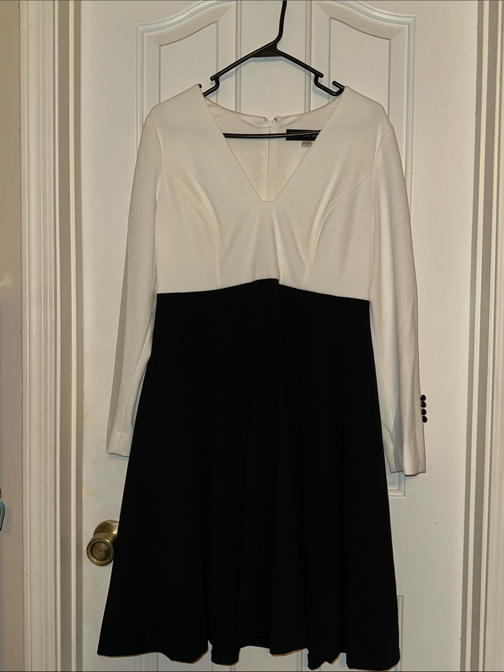 Andrew Marc Black and White V-Neck Long Sleeve Fit & Flare Dress